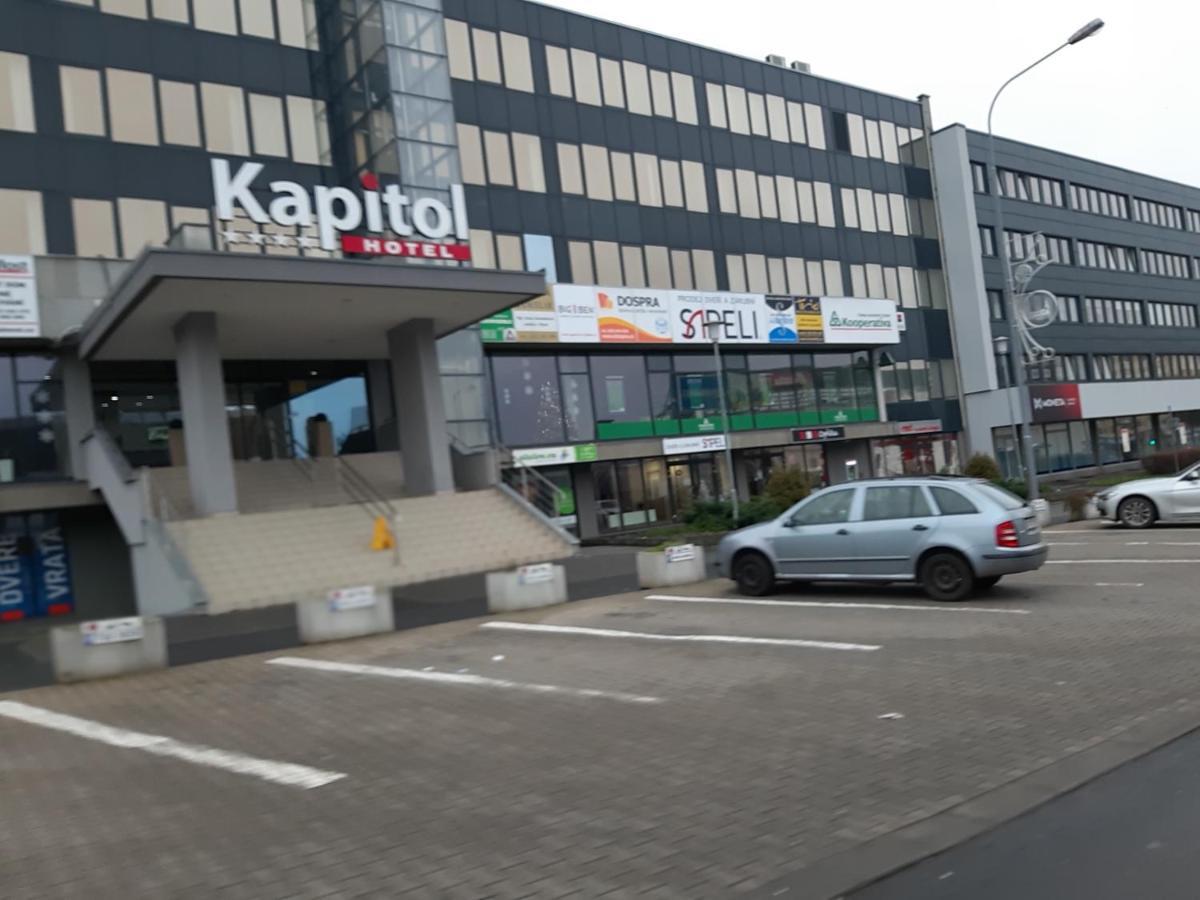 Prague Apartment In Most Near Golf Club, Aqua-Hipo-Autodrom In Мост Екстериор снимка